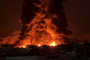 Προειδοποίηση από τον ΠΟΥ για την μαύρη βροχή στην Τεχεράνη: Κίνδυνος για τον πληθυσμό, κυρίως για το αναπνευστικό