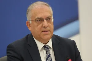 Θεοδωρικάκος: Στηρίζουμε τις περιφέρειες με νέες επενδύσεις 320 εκατ. ευρώ