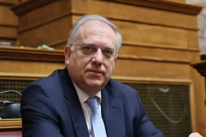 Θεοδωρικάκος: 60.000 νέες θέσεις εργασίας στη βιομηχανία – Το σχέδιο για την Ελλάδα του 2030