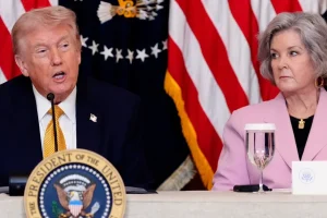 Λάβρος ο Τραμπ κατά των συμμάχων που δεν στέλνουν πλοία στο Ορμούζ: «Για 40 χρόνια σας προστατεύουμε»