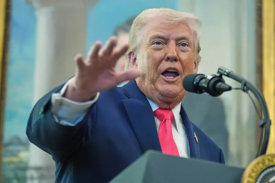 Ο Τραμπ παρατείνει έως τις 6 Απριλίου το τελεσίγραφο προς το Ιράν