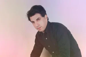 Δεν είχε πρόβλημα με κανέναν, βοήθησε πάρα πολύ κόσμο, λένε η μητέρα και ο αδερφός του τραγουδιστή που δολοφονήθηκε στην Καρδίτσα