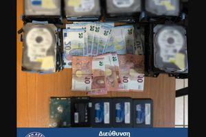 Εντοπίστηκε κατάστημα στη Θεσσαλονίκη όπου διεξάγονταν παράνομα τυχερά παίγνια – 4 συλλήψεις