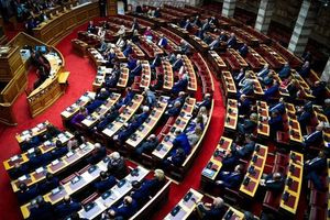 Κεντροαριστερά: Μεγάλη αναταραχή, θαυμάσια κατάσταση…Έπιασε δουλειά το…νεκροταφείο κομμάτων, η αρχή έγινε με τη Νέα Αριστερά! Πολύ…αίμα αναμένεται να χυθεί στην Κουμουνδούρου! «Αξιωματική» αντιπολίτευση, οι ανεξάρτητοι βουλευτές…