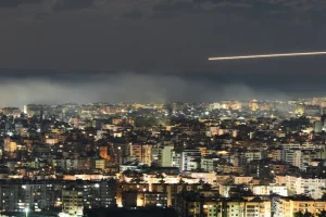 Μέση Ανατολή: Ο Πεζεσκιάν βάζει όρους για να σταματήσει ο πόλεμος