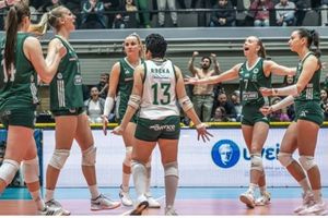 Βόλεϊ: “Γλυκιά” ήττα των γυναικών του Παναθηναϊκού στον πρώτο τελικό του Challenge Cup