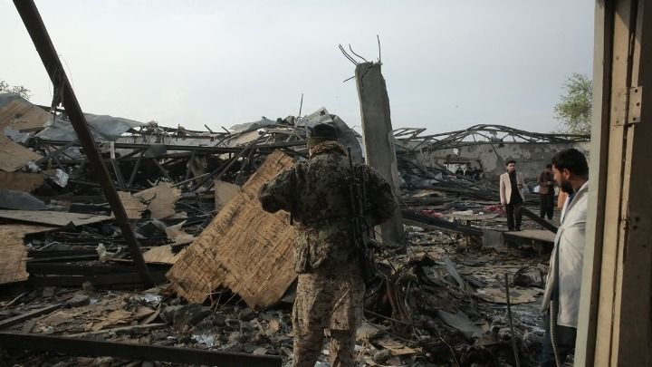 Επίθεση Πακιστάν στο Αφγανιστάν: Περισσότεροι από 400 οι νεκροί στο νοσοκομείο της Καμπούλ, 265 οι τραυματίες