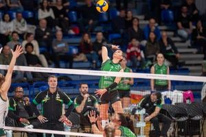 Βόλεϊ: Τα έδωσε όλα ο Παναθηναϊκός, αλλά η Βαλεφόλια πήρε τον τίτλο στο Challenge Cup γυναικών