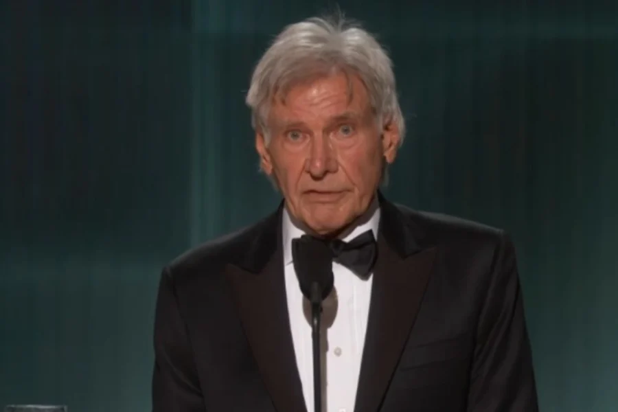 Ο Χάρισον Φορντ συγκινήθηκε παραλαμβάνοντας το Βραβείο Συνολικής Προσφοράς στα Actor Awards