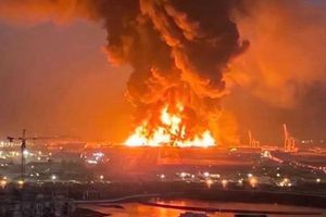 Τι οφείλει να διαφυλάξει η κυβέρνηση, από τον πόλεμο που ξέσπασε στην αυλή μας… Στις στοιχηματικές πλατφόρμες η σύγκρουση ΗΠΑ-Ισραήλ-Ιράν. Κερδισμένοι και χαμένοι από το συλλαλητήριο για τα Τέμπη…