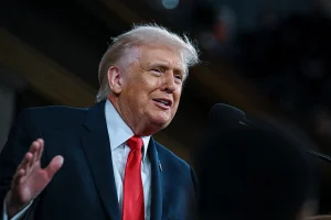 Τραμπ: Πρέπει να εμπλακώ προσωπικά στην επιλογή του επόμενου ηγέτη του Ιράν, ο γιος του Χαμενεΐ είναι ασήμαντος