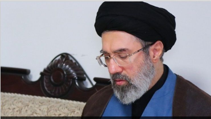 Ο Μοζτάμπα Χαμενεΐ απέρριψε τις προτάσεις για αποκλιμάκωση της έντασης με τις ΗΠΑ