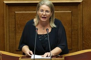 Παραδόθηκε η Ελένη Ζαρούλια