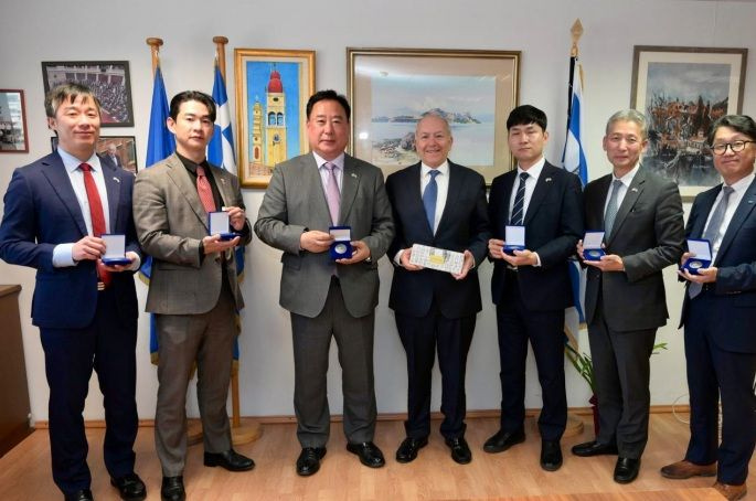 Συνάντηση Στέφανου Γκίκα με τον Πρόεδρο της Κοινοβουλευτικής Επιτροπής Θαλασσίου-Ναυτιλιακού & Αγροτικού Τομέα της Δημοκρατίας της Κορέας, κ. Eoh, Kiy-Ku.