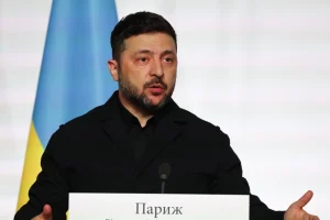 Συνάντηση των απεσταλμένων του Κιέβου με τους διαπραγματευτές των ΗΠΑ το Σάββατο ανακοίνωσε ο Ζελένσκι