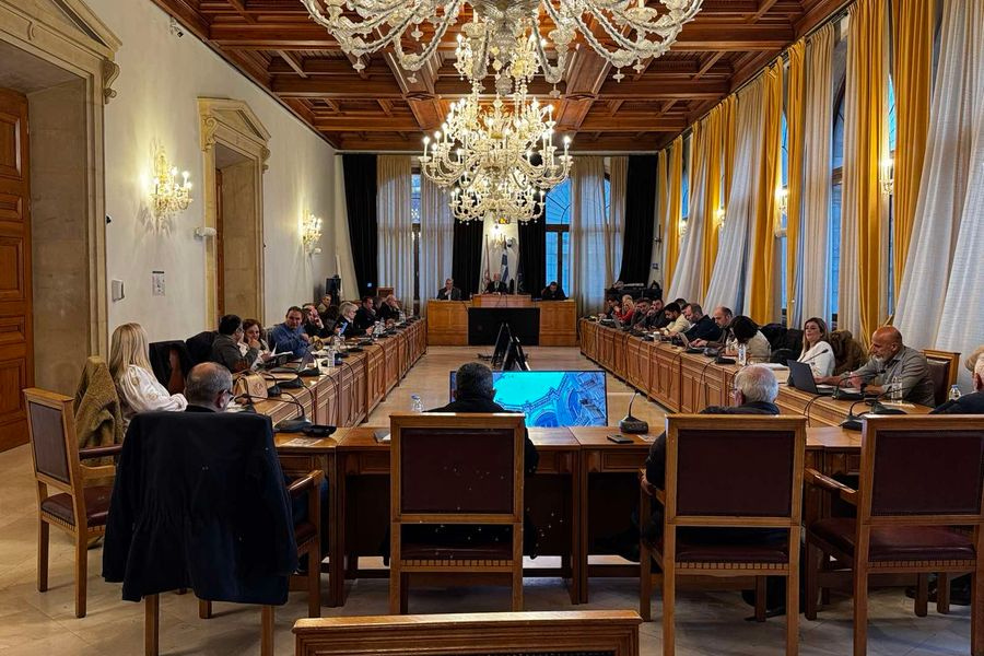 Ο φόρος τιμής του δήμου Ηρακλείου στον Μανόλη Λιδάκη