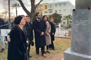 Συγκίνηση στα αποκαλυπτήρια της προτομής του Νίκου Ξυλούρη