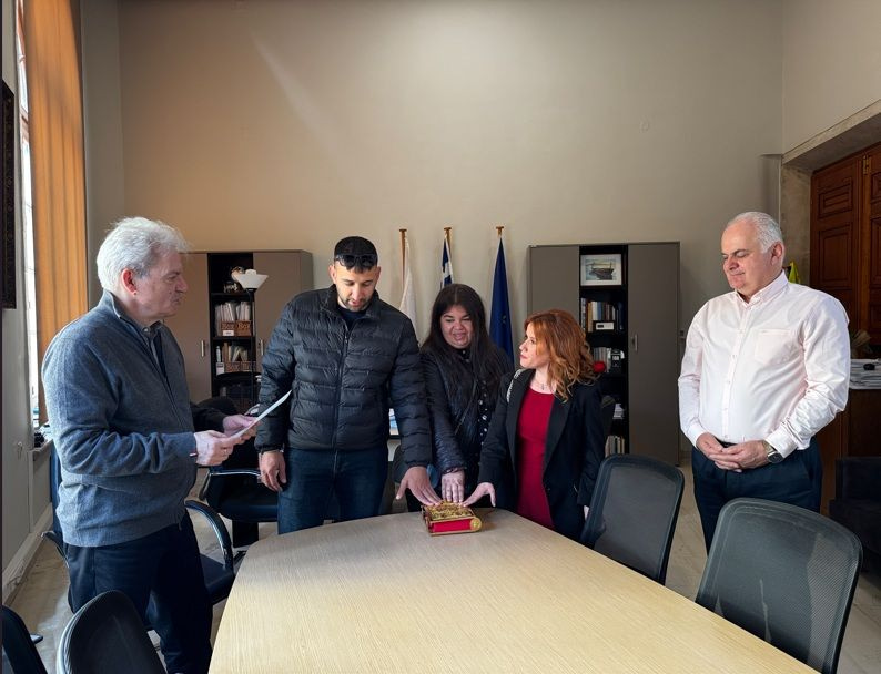 Ορκωμοσία 3 νέων μόνιμων υπαλλήλων στο Δήμο Ηρακλείου