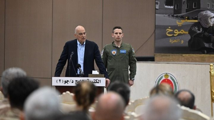 Επίσκεψη Νίκου Δένδια στην Ελληνική Δύναμη Σαουδικής Αραβίας