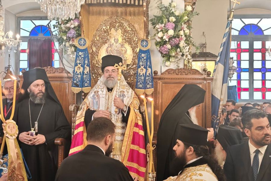 Παραιτήσεις στη διάθεσή του Τίτου για την επόμενη μέρα της Μητρόπολης