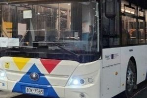 Συνελήφθησαν τρία άτομα για φθορές σε παροπλισμένα λεωφορεία του ΟΑΣΘ