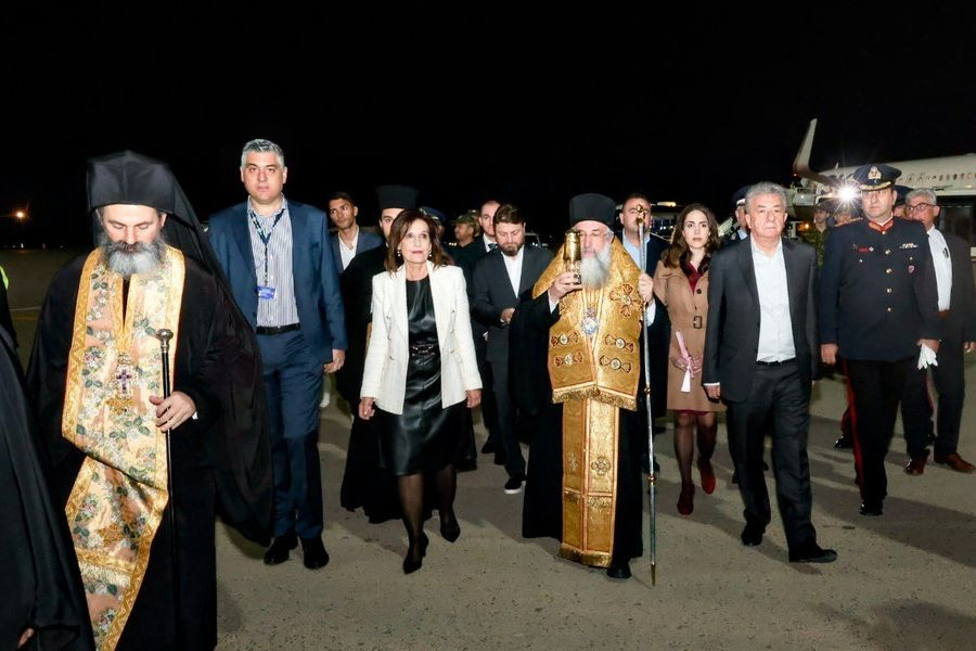 Σταύρος Αρναουτάκης: «Το Άγιο Φως μεταφέρει το μήνυμα της ελπίδας και της Ανάστασης σε ολόκληρη την Κρήτη»