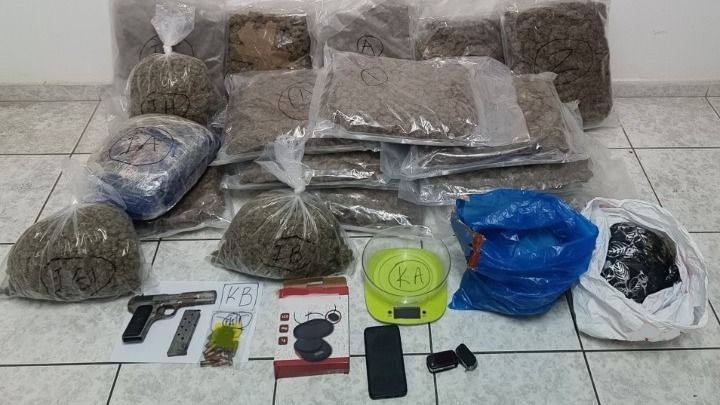 Αλλοδαπός άνδρας συνελήφθη για διακίνηση και κατοχή ναρκωτικών – Κατασχέθηκαν πάνω από 20 κιλά κάνναβης