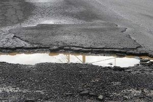 Υποχώρησε το έδαφος κατά τη διάρκεια εργασιών εγκατάστασης οπτικών ινών στην Τούμπα