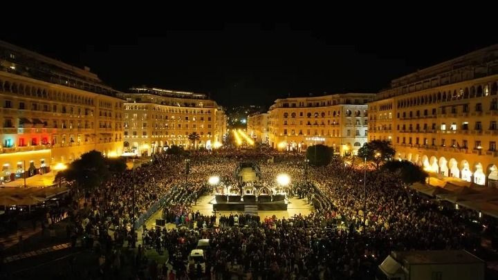 Συνάντηση πέντε Επιταφίων σήμερα στην πλατεία Αριστοτέλους