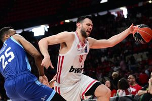 GBL: Με κατοστάρα του Ολυμπιακού έκλεισε η 24η αγωνιστική