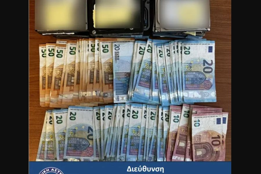 Συνελήφθησαν τέσσερις επ’ αυτοφώρω να παίζουν παράνομα τυχερά παίγνια