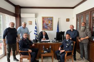 Συνάντηση Γρηγόρη Νικολιδάκη με τον Αστυνομικό Διευθυντή Ηρακλείου, Ταξίαρχο Πάρη Χηνόπουλο