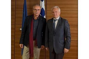 Συνάντηση του Δημάρχου Πλατανιά και Προέδρου του ΣΕΔΗΚ Γιάννη Μαλανδράκη με τον Υφυπουργό Αγροτικής Ανάπτυξης Γιάννη Ανδριανό για τα θέματα της Δακοκτονίας