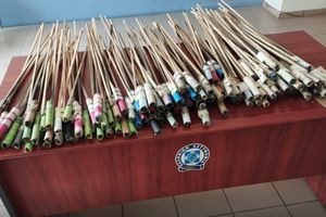 “Σβήνουν” οι ρουκέτες πριν το Πάσχα: 15 συλλήψεις και 2.000 κατασχέσεις