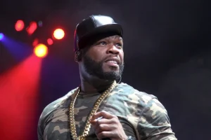 Η ζωή του 50 Cent γίνεται ντοκιμαντέρ: Από τα πρώτα χρόνια στο Κουίνς στην παγκόσμια εδραίωση