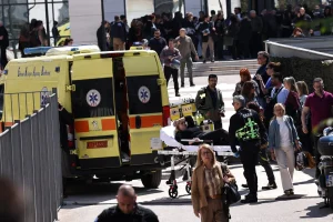 Ο 89χρονος αφού άνοιξε πυρ και τραυμάτισε υπάλληλο στον ΕΦΚΑ πήγε στο Εφετείο στη Λουκάρεως και πυροβόλησε ακόμη 3 άτομα