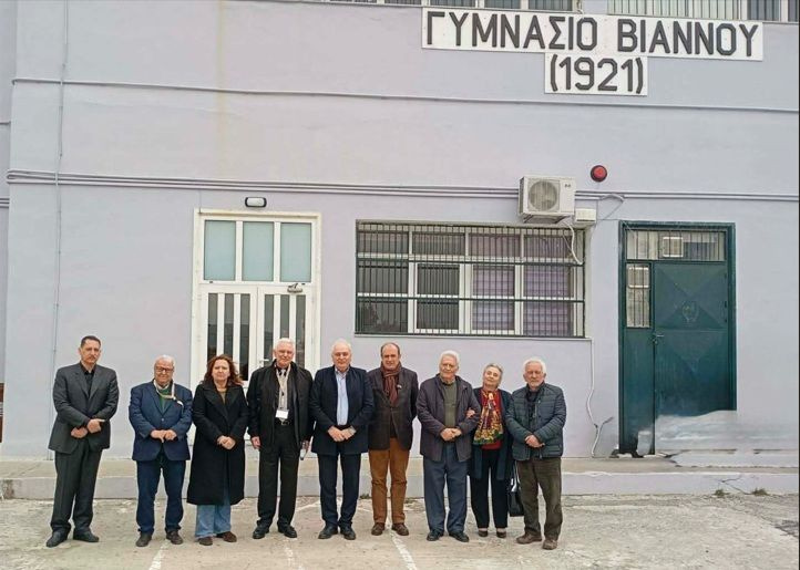 Επίσκεψη στο Γυμνάσιο Βιάννου «Ιωάννης Κονδυλάκης» από την ΕΣΗΕΑ και τον Δήμαρχο Βιάννου
