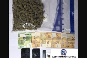 Χειροπέδες σε δύο αλλοδαπούς για διακίνηση ναρκωτικών στη Ναυπακτία – Κατασχέθηκαν 750 γραμμάρια κάνναβης