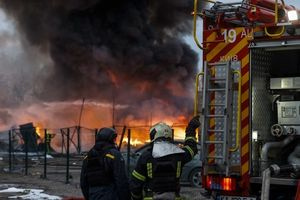 Τουλάχιστον 16 νεκροί σε ρωσικά πλήγματα στην Ουκρανία