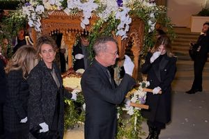 Χόλιγουντ και Ορθοδοξία: Η Melina Kanakaredes με τον Τομ Χανκς και τη Ρίτα Γουίλσον στον Επιτάφιο