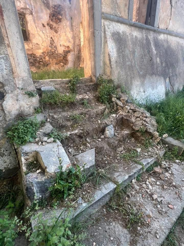 Βραχάσι: Άγνωστοι βανδάλισαν το παλιό Αρρεναγωγείο