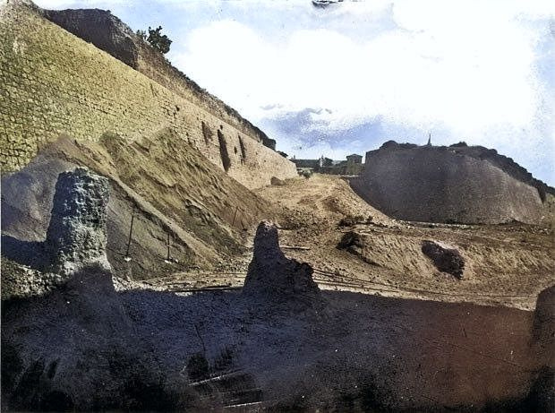 Η κατεδάφιση του Προμαχώνα