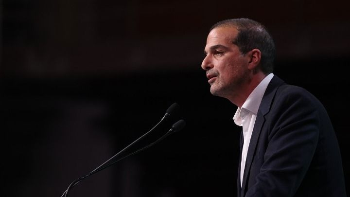 Η δικαστική εξουσία στήνει ένα πέπλο προστασίας γύρω από το Μαξίμου και προσωπικά τον πρωθυπουργό