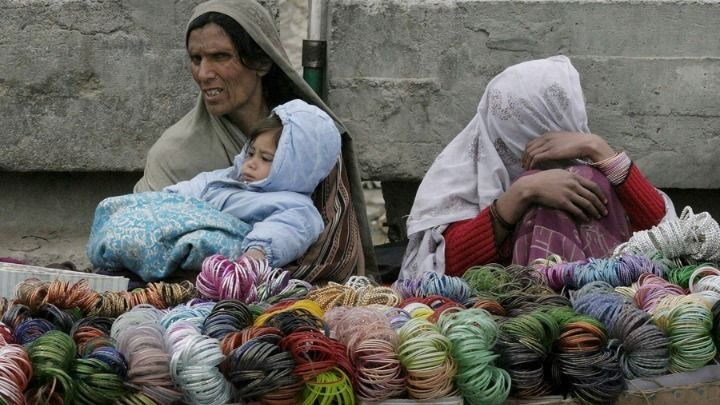 Η Unicef προειδοποιεί ότι το Αφγανιστάν κινδυνεύει να χάσει ως και 25.000 γυναίκες υγειονομικούς και εκπαιδευτικούς ως το 2030