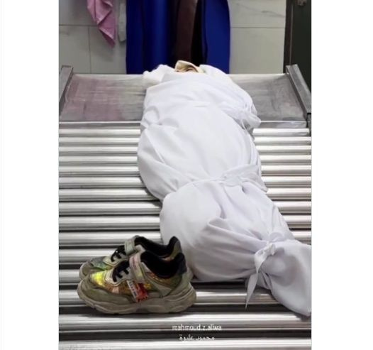 Προσοχή σκληρές εικόνες – Νεκρή από ισραηλινά πυρά 13χρονη μπροστά στους συμμαθητές της στη Γάζα, σύμφωνα με υγειονομικούς