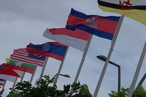 Οι ΥΠΕΞ της ASEAN ζητούν από τις ΗΠΑ και το Ιράν να συνεχίσουν τις διαπραγματεύσεις