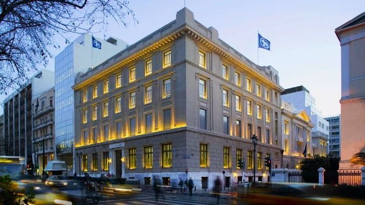 Alpha Bank: ενισχύει το δίκτυό της σε όλη την Ελλάδα, επενδύοντας σε μια νέα εμπειρία πελάτη