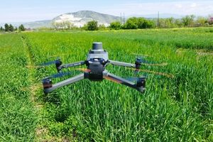 Γεωργικά drones για τις καλλιέργειες στον Θεσσαλικό κάμπο