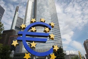 Μήνας “κλειδί” ο Απρίλιος για τα επιτόκια ΕΚΤ – Η κλιμάκωση του πολέμου αλλάζει τα δεδομένα