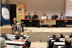 Η Κρήτη σχεδιάζει το μέλλον της ελαιοκομίας: Μεγάλη επιτυχία και μαζική συμμετοχή στην εκδήλωση για το Μέλλον της Ελαιοκομίας στην Κρήτη